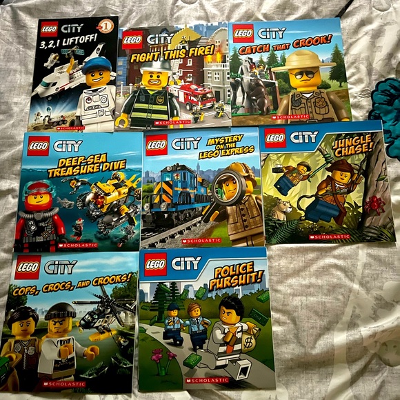Lego City Books (8) - Picture 1 of 2